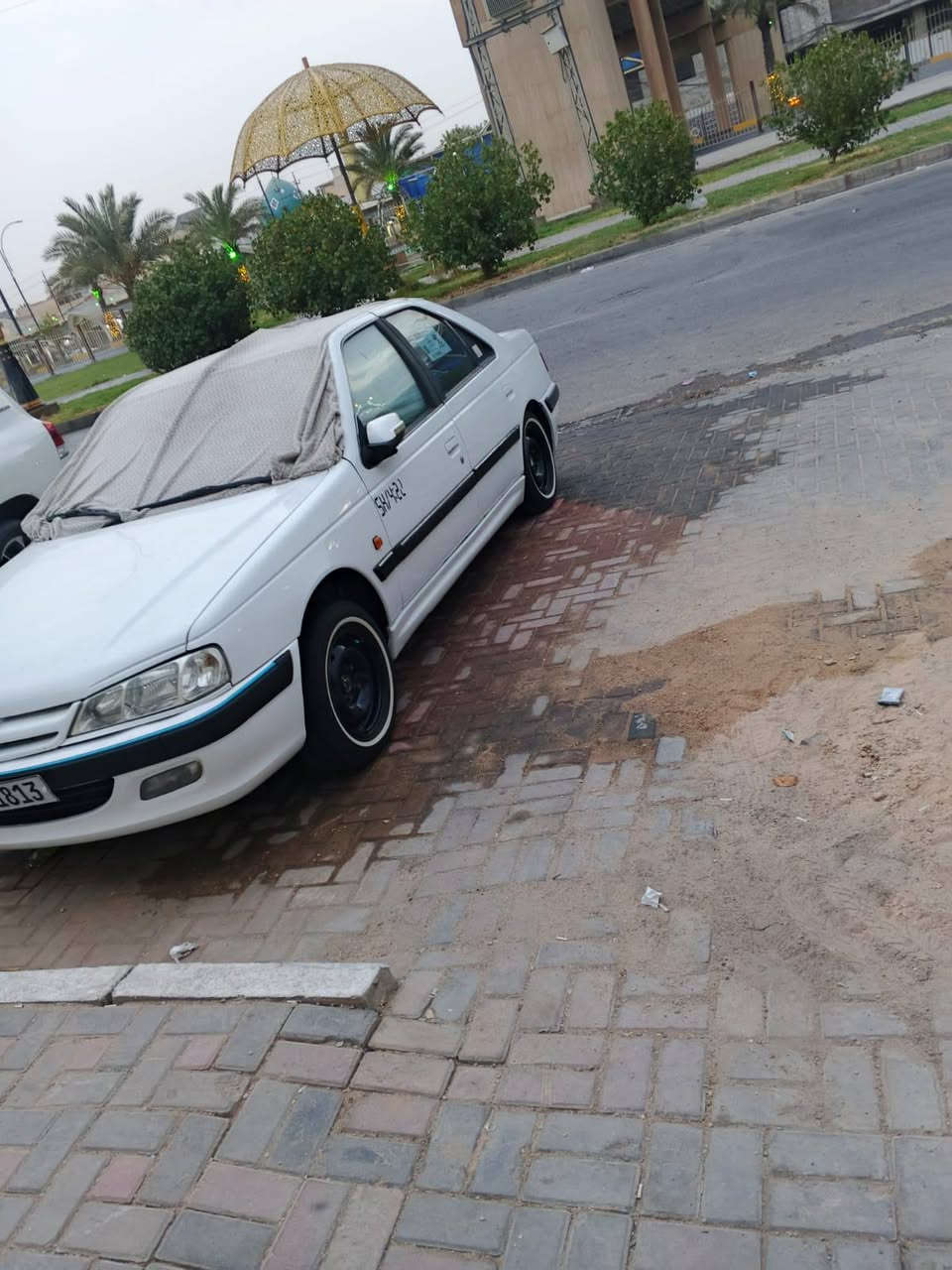 السلام عليكم بيجو بارز 2015 بس هلال معمر سياره مقفوله وباسمي تحويل ثاني يوم وبيها رصعات وبارد بالوريد شويه مكاني مدينه الصدر ***********
