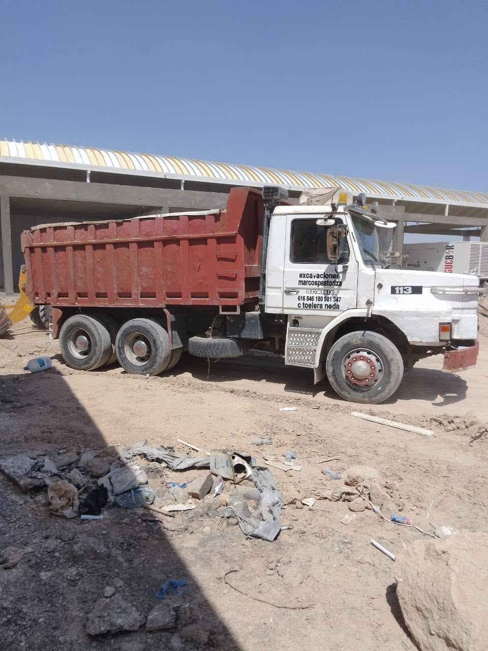 سكانيه البيع جاهزه للعمل كير ومكينه جاهزات وشاصي مكفول سياره جاهزه حته تبريد بيه مكانه بصره رقم الماني مشروع وطني. راعيه موجود يحول سعر. 100 قفل رقم الهاتف ***********

