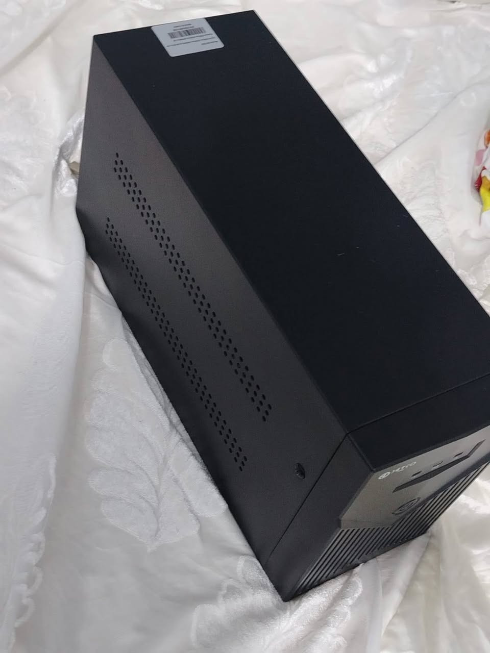 Ups 1500 
يو بي اس 1500 
استعمال قليل نضيف كلش بحالة الشركة 
السعر 50
***********
