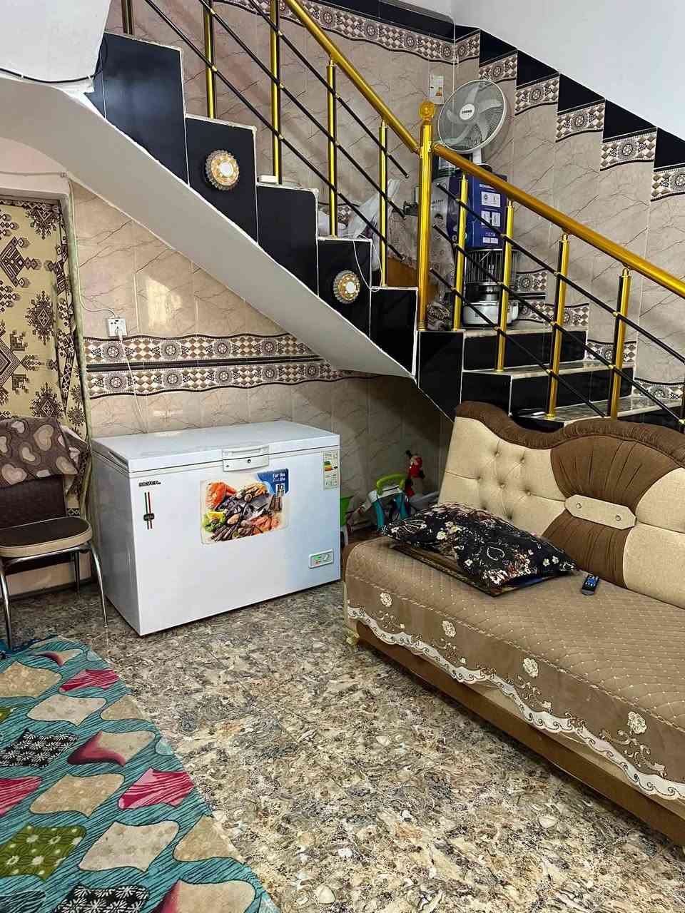 السلام عليكم…للبيع مشتمل طابق واحد بداية حي النور طابوا صرف… نظيف جدآ
البناء طابوق جمهوري السقف صب
التفاصيل(2 غرفه نوم+ استقبال+صاله+مطبخ+صحيات خارجيه داخليه)
المساحه الكليه👈156م
الواجهه👈12م
النزال  👈13م
السعر المطلوب👈95بيه مجال
الأستفسار اكثر اتصل ***********
