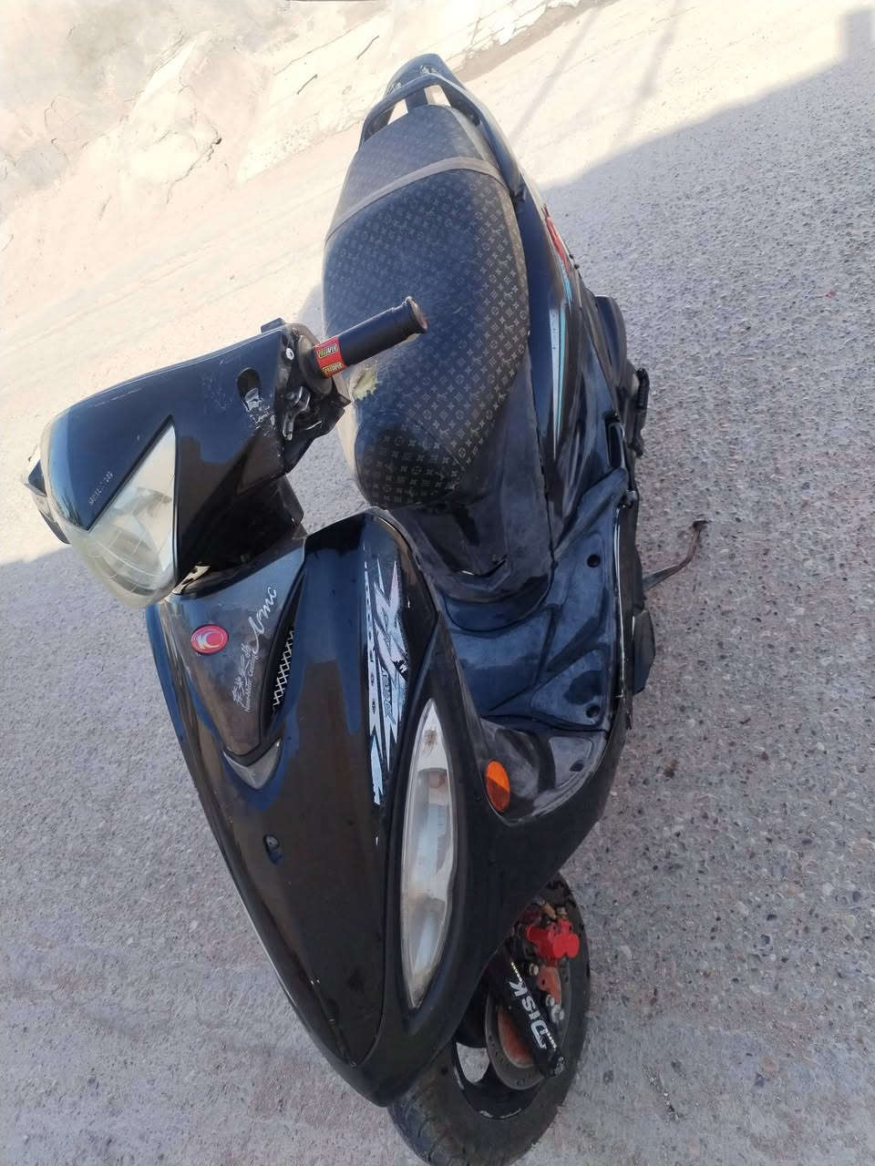 السلام عليكم كامكو لبيع سعره 300 وبيه مجال شراي ***********
