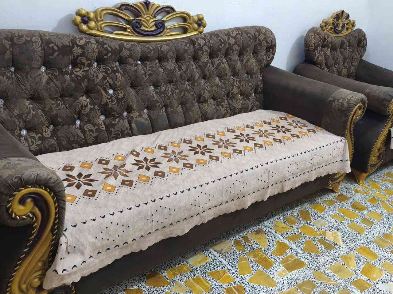 ١٠مقاعد • مستعمل • نضيف