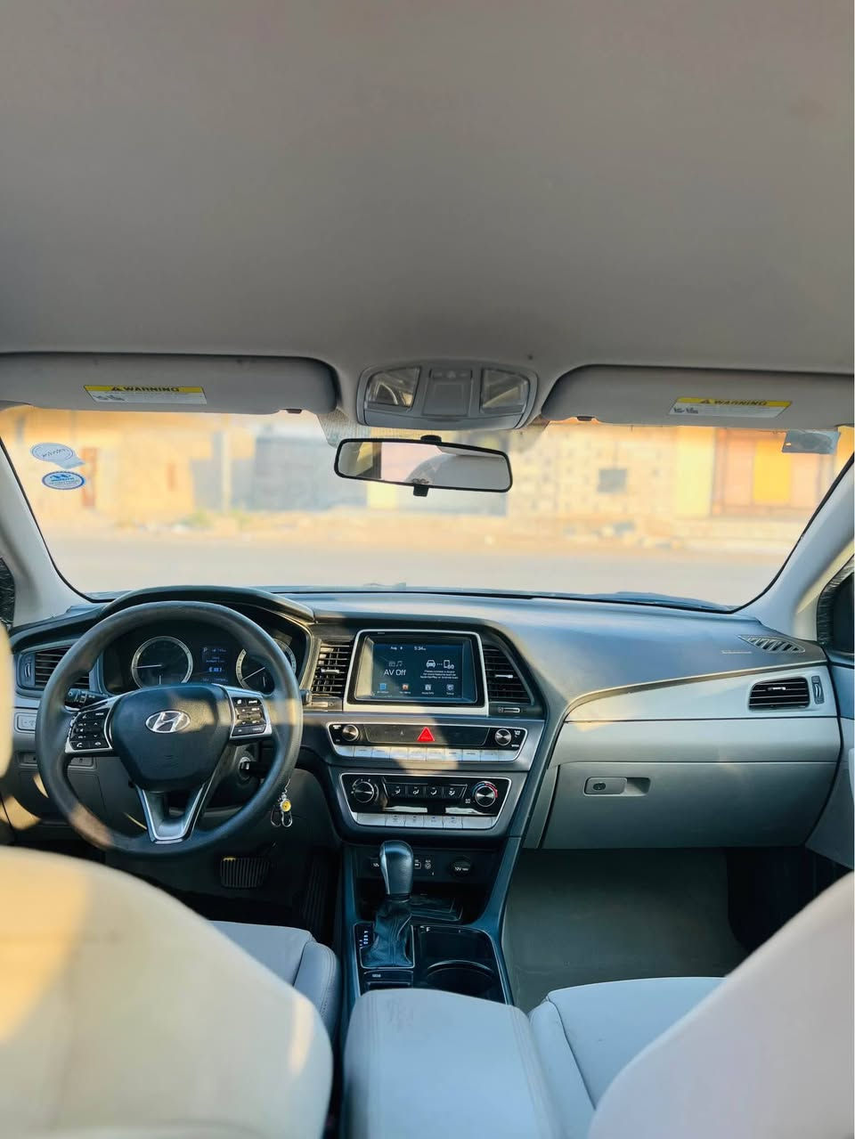 سلام وعليكم سوناته مديل 18 بيه 3 قطع بدون دواخل سياره جديده وجاهزه وارد امريكي  سياره جاهزه للخير سعر مناسب 114 بكاني بصره *********** الرياض, السعودية
