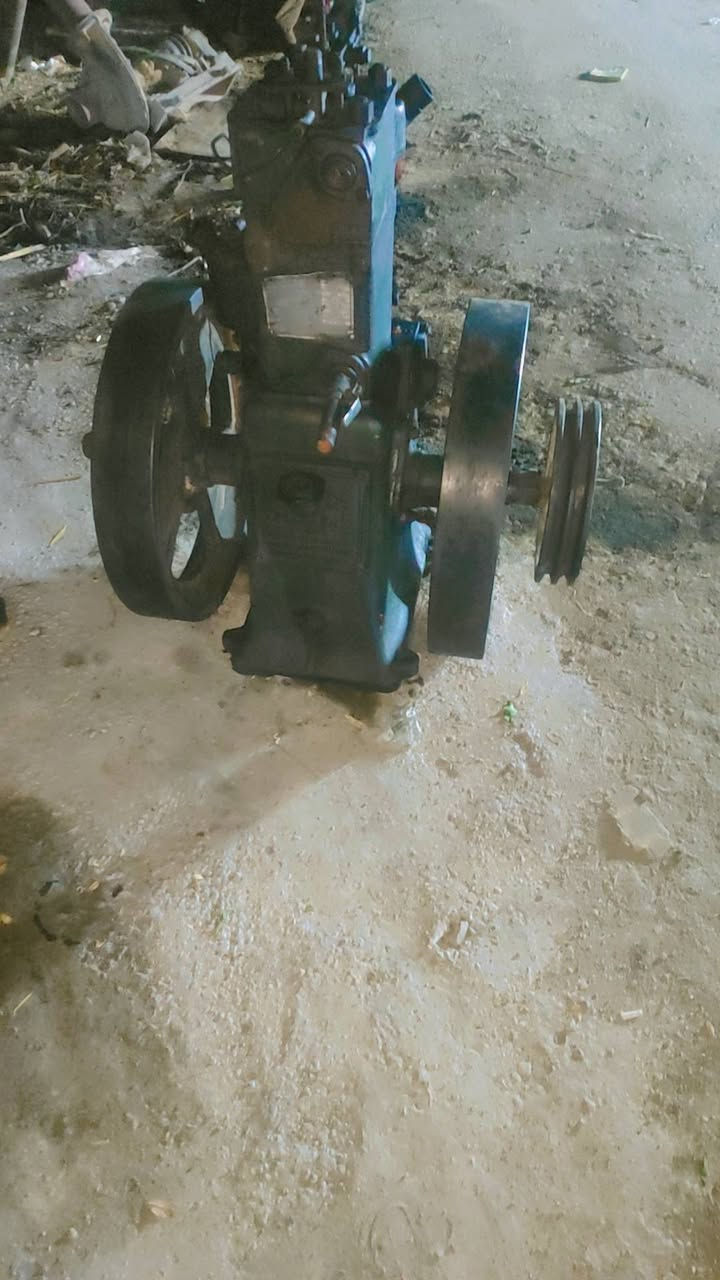 لستر ٨حصان ثقيل مع خنزيره ٥×٤شرط شغل مشروط علا ماي نوعيه فرد مريشال السعر 550وبيه مجال العنوان بابل ***********

