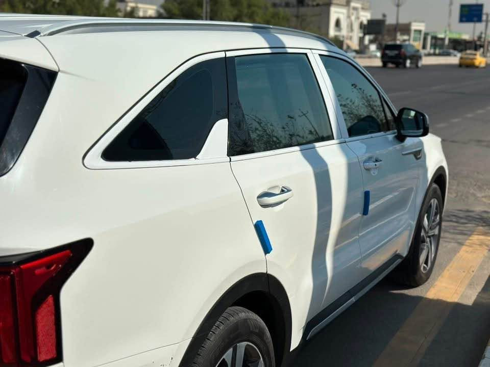 سورنتو ٢٠٢٣ خليجي رقم أربيل بيها ٣تكحيل مكفولة من الصبغ ماشية ٦٠ فول مواصفات عدا الفتحة *********** بغداد, العراق

