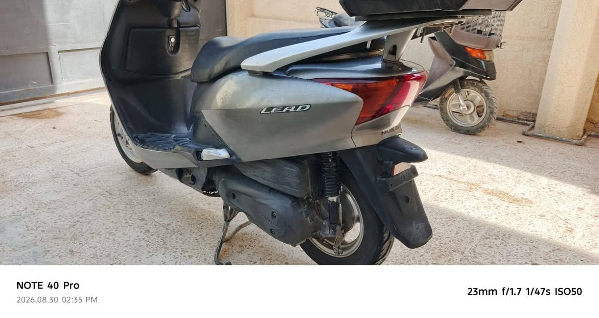 الدراجه للبيع نظيفه شغاله كهربائيات كلها شغاله دبلات امامي جديد .مفتوح مره وحده شغل الفسفوري
سعر الدراجه 800...للاستفسار الاتصال
***********
