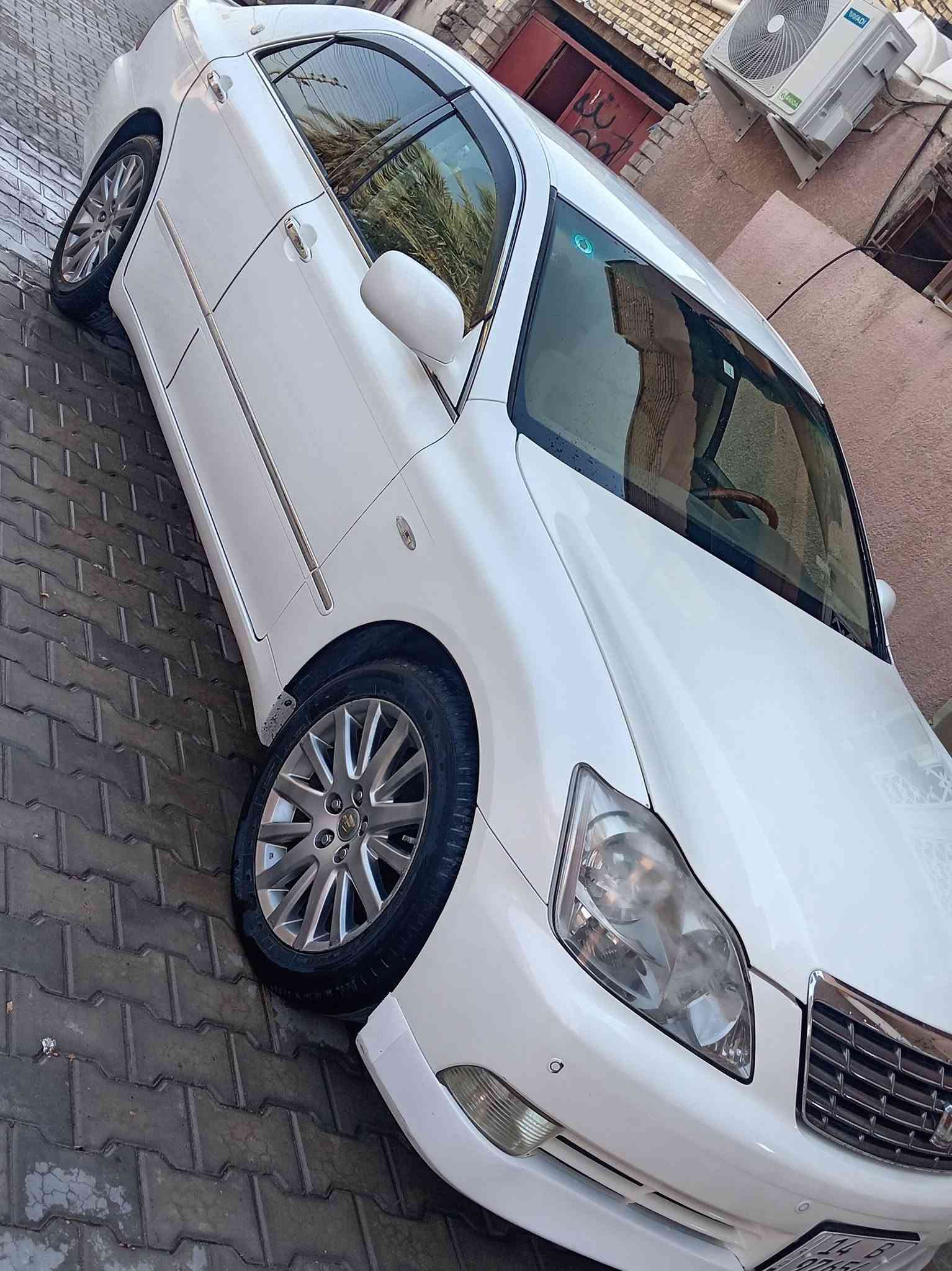السلام عليكم سياره شاهينه للبيع موديل ٢٠٠٦ بصره قضاء المدينه هاتف ***********
