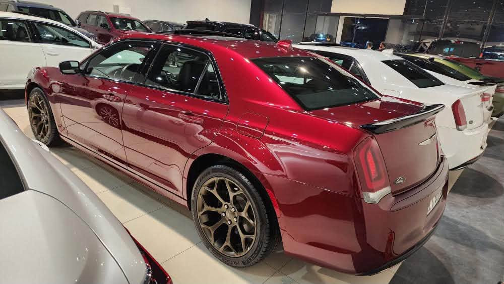 اوباما s gold edition 2019
كلين تايتل بدون صبغ 
بيها بارد شي قليل موضح بالصور  
ماشية 82 الف ميل 
معروفة مواصفاتها 
 

***********
