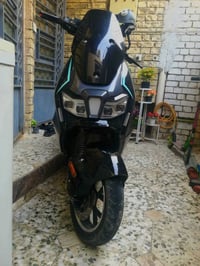 دراجه شحن للبيع دراجه نضيفه وحلوه بس التصوير ضالمه الدراجه ما صاله سنه...