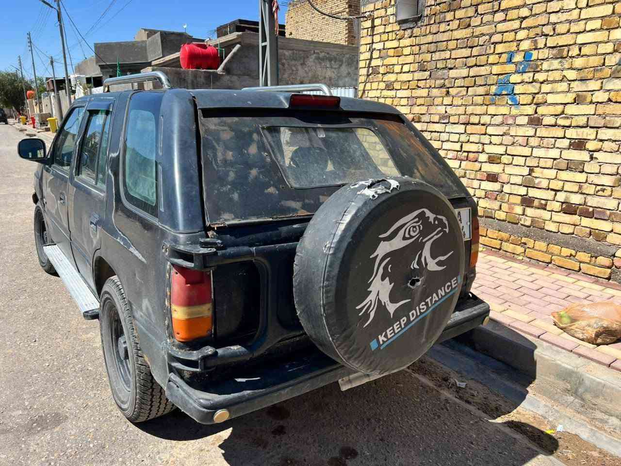 تيوته ازوزه البيع موديل1995  رقم واسط بسمي 
سنويه 31مدور ثاني يوم كير مكينه فري واي مكفولت
تخم تاير  باقي تفاصل مكلف بل نشر 
 نتصل ***********
        ***********
