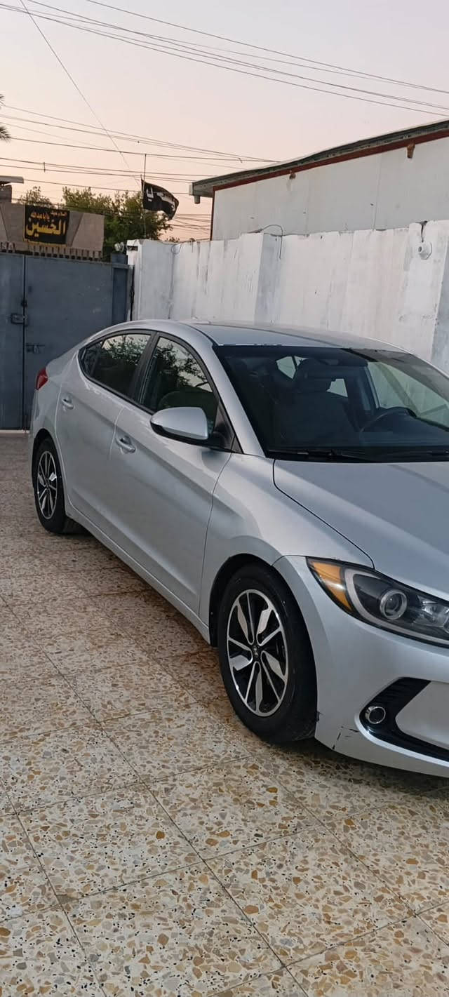 النترا مضلع للبيع
بغداد المشتل مكينه الفين دوش مفتوحه بنيد اودوسه والجنطه بيهن صبغ وحادثها بس دعاميه ولباقي مثل ما موضح بل صوره

موديل ٢٠١٨  السعر شده وخمسه والشراي بي خير ويدلل 

للاستفسار : ***********
