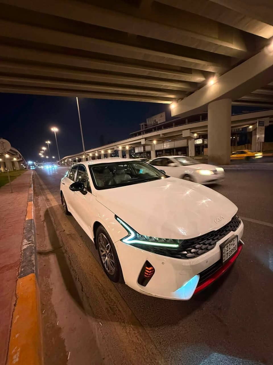 K5 خليجي موديل 22بدون قطرة صبغ
محرك 2000 دووش

كير AT

كشنات جلد ابيض

مود درايف 5 وضعيات قيادة

مثبت كروس سرعة

كشن كهرباء

لايتات كشاف ضباب

رادار امامي

رادار خلفي

مري شفط

حماية سرقة

آبل كاربلاي 

تبريد امامي خلفي منفصل

فتح صندوق ذكي عند الاقتراب 

ترحيب اثناءءتشغيل سيارة

كامرة داش كام داخلي وخارجي امامي خلفي

حساس ضغط الاطارات

ABS مانع انزلاق

سيارة خير من الله كلش نضيفة وجديدة مال جناي 

مكان شارع بغداد الربيع الحرية

 السعر 165  وبي مجال لشراي

رقم اربيل وسيارة بأسمي تحويل ثاني يوم 

رقم هاتف ***********
