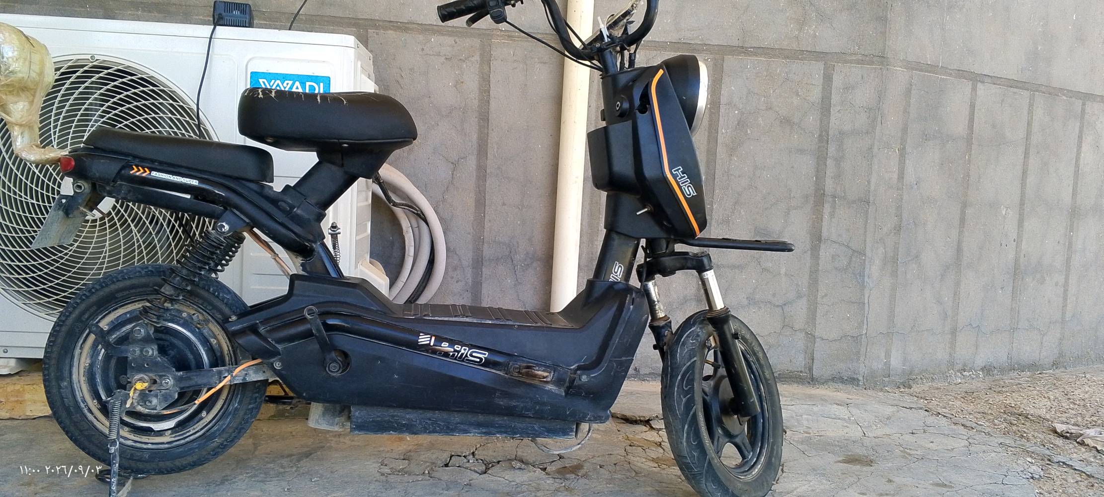 دراجه شحن HIS بطاريات جديدات العنوان بغداد شغاله  حجم 16 سرعة 60 سعره 150