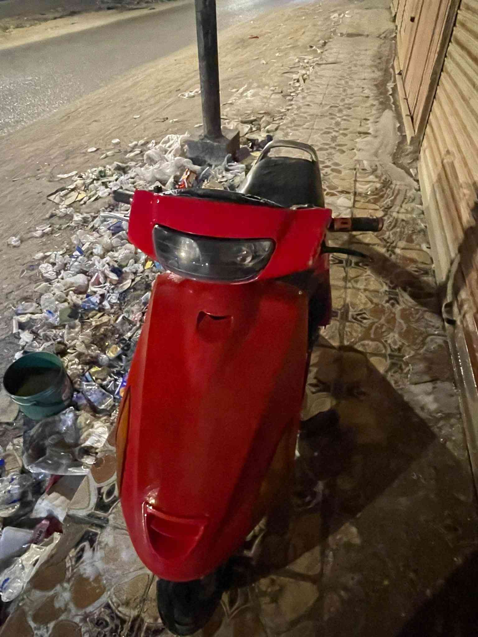 فراشه جاهزه كله مكينه تخبل لا تنقص ولا تبخر شرط دكه هندر بس عوزه كزوز طاك سلف شغال بس باتري لايت شغال سعره 250 وبيه مجال قليل قليل رقمي ***********
