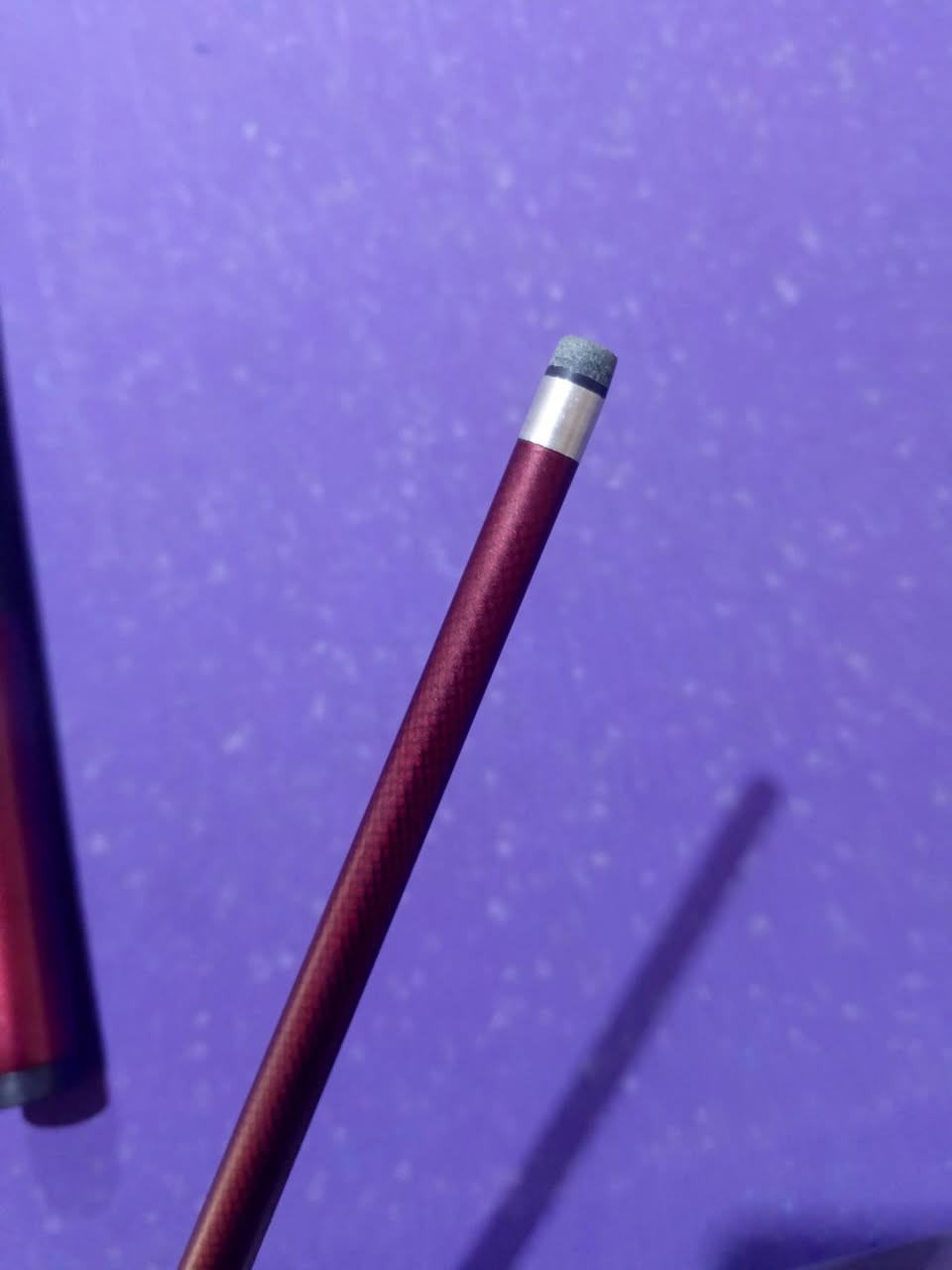 عصا بلياردو كربون فايبر (Carbon Fiber) للبيع

​النوع: عصا بلياردو احترافية قطعتين (2-Piece Cue).

​المادة: ألياف كربونية بالكامل (Carbon Fiber) – تتميز بالقوة، المقاومة للانحناء، ودقة عالية في الضربات.

​المقبض: مطاطي (Rubber Grip) مريح ومقاوم للانزلاق.

​اللون: أحمر مميز مع النقشة الكربونية.

​الملحقات: قفاز بلياردو + طباشير.

​السعر: [50 الف ]

المكان: [الجربوعيه كوفي حكايه]

للتواصل: [***********]
