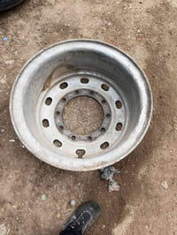 إطارات • طريق النهروان • القريه النفطية