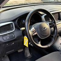 كيا سورنتو للبيع   للاستفسار الاتصال على 07717880219  ممتواجد فيس
