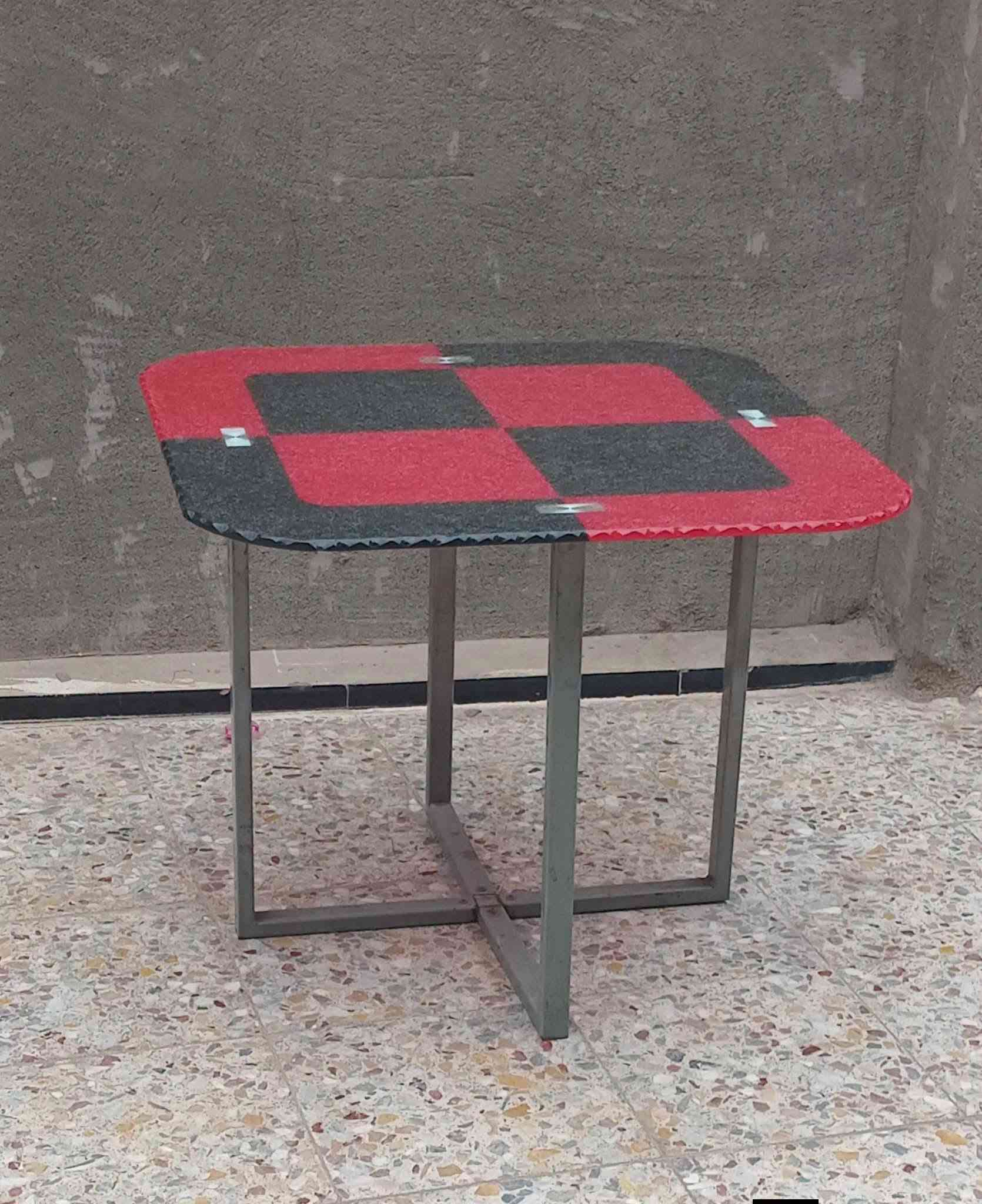 فريزر نوال • مكينة خياطة • ميز زجاجي
