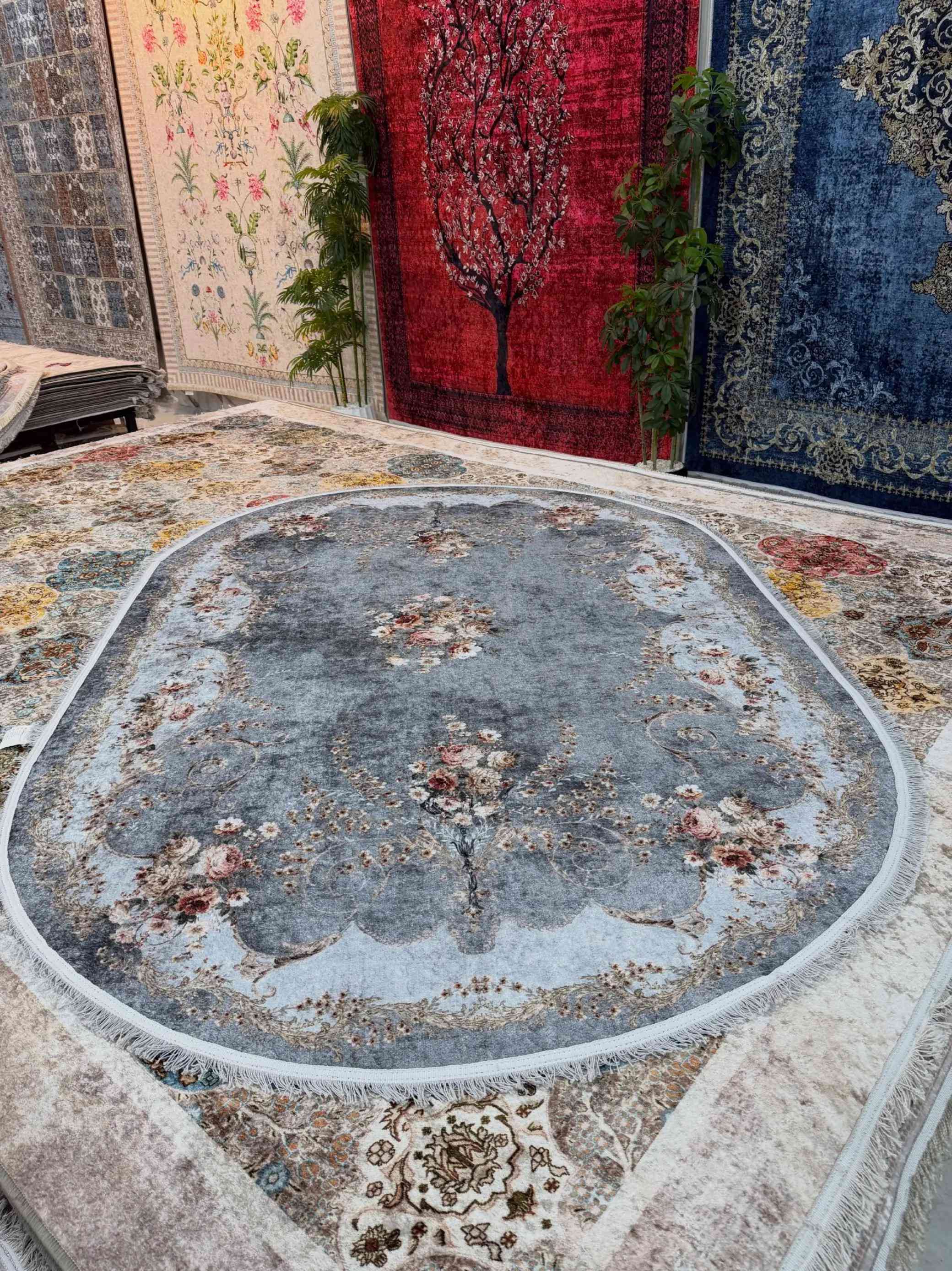 سجادة • بسط • ديكور