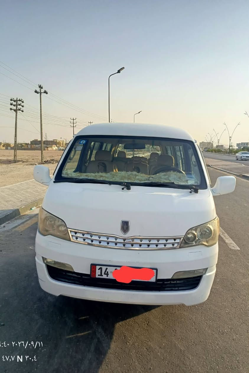 جنبي  ٢٠١٤للبيع السيارة جاهزة ونظيفة  مكينة وكير شرط السنوية  ٣١  تخم تاير حدادية جديدة  هزة هيئة غرامات مصفرة   السعر ٨٠ وبي مجال المكان البصرو الزبير رقم الهاتف ***********
