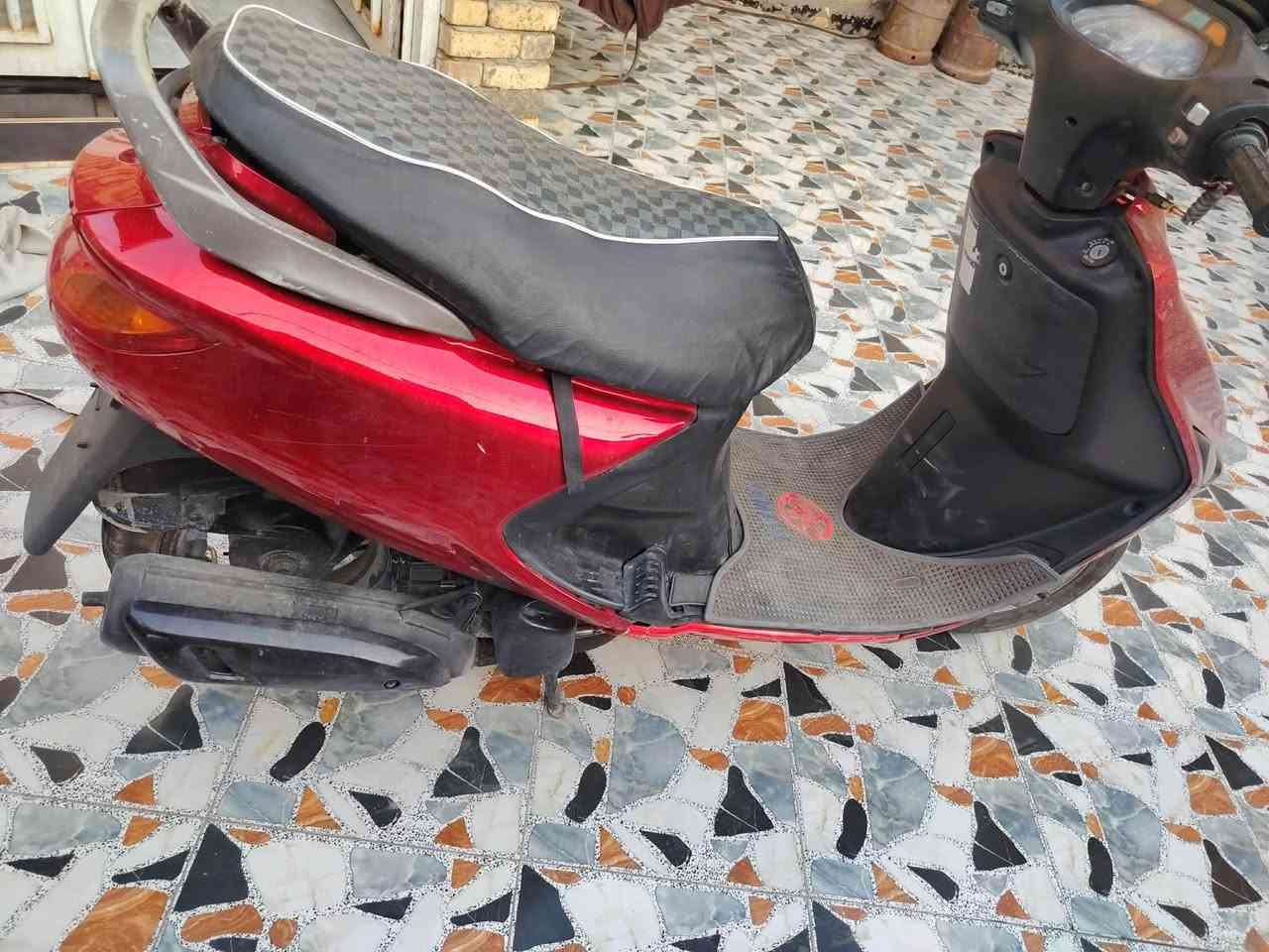 سلام عليكم فراشه فحل حاويه صار شهر من مشتريه للبيع ***********  مكلف بل نشر
