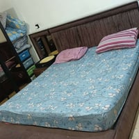 غرفه نوم مستعمله للبيع ام 10 قطع التواصل واتساب 07748301537