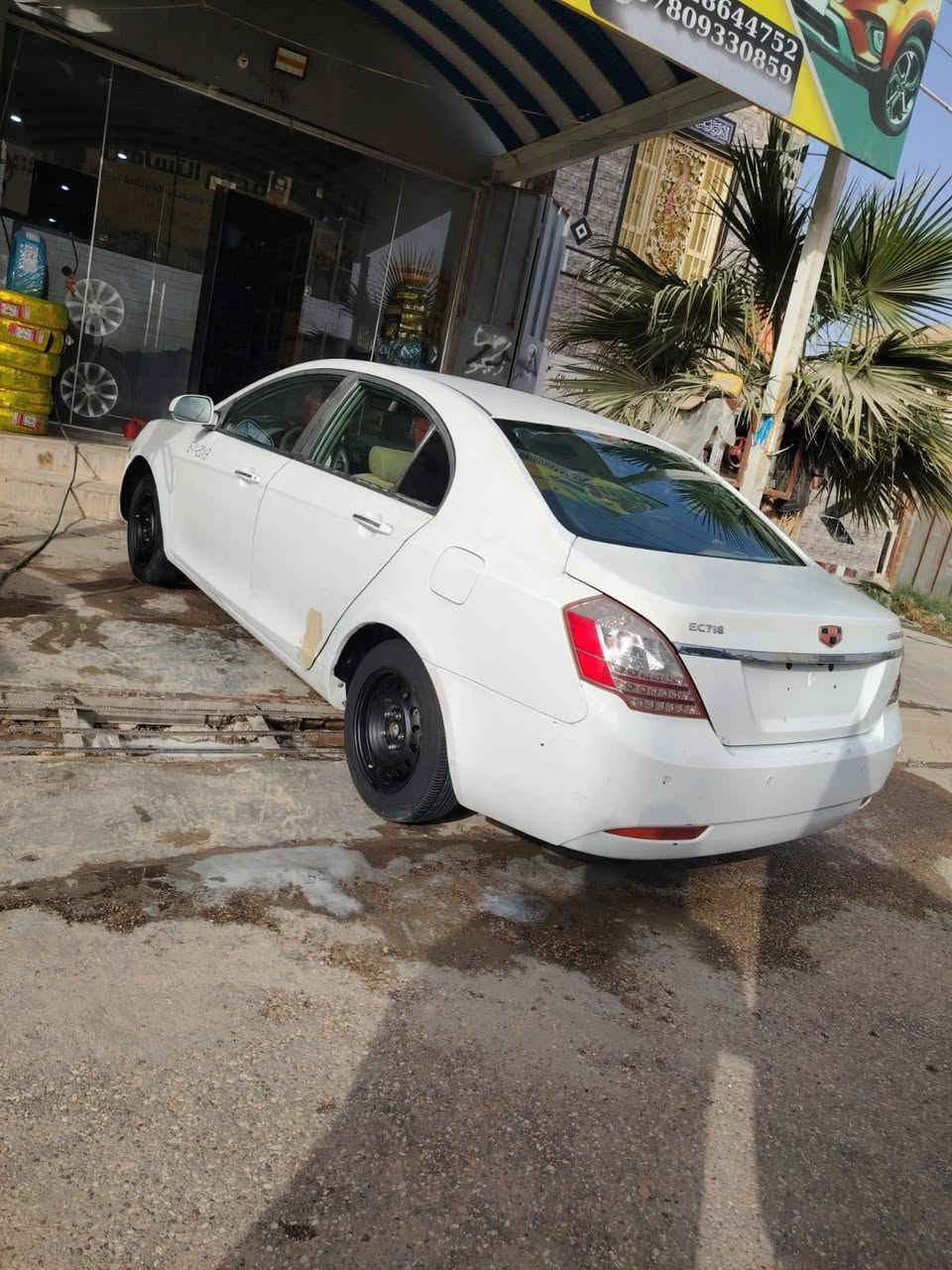 السلام عليكم ام كراند c7 2013
سنويه ٢٠٢٨ بسمي تحويل مباشر مشروع وطني 
ضربه بجم بدون عيب
مكينه بلاد كير عادي
تبريد ثلج حداديه كله جديد
تخم تاير 
سعر 35 بيه مجال حگ جيه 
 مكاني شطره انا مكلف بالنشر الشراي يتصل على هذا الرقم  ***********
