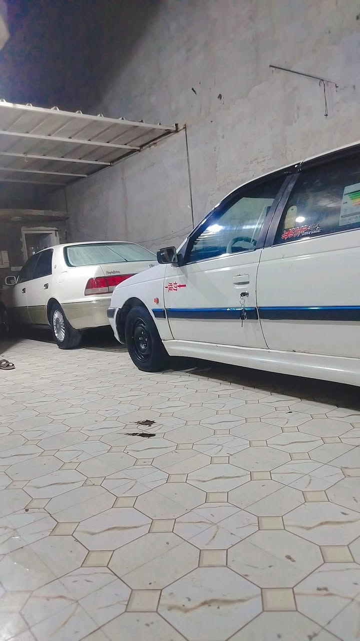 سلام عليكم سياره نعيد نشرهه بسبب الوعود الكاذبه  وراعي يروي تحويل البيع بيجو باص مديل 11سياره خير من الله كير ومحرك اوتماتيك تخم تايرات حداد سياره حليوه وين ما تريد مكان البصره وسعر20وبيه مجال شي بصيط الشراي رقم الهاتف ***********
