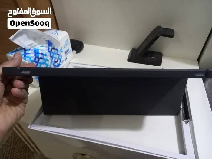 تابلت pc نوع flycoay اصلي جديد
نظام اندرويد قياس 14 ....حجم لابتوب
فول موصفات
يعني تاخذ جهازين بجهاز واحد تاب ولابتوب
 ذاكرة 256 G 
معالج رام 24 G يعني فول العاب 
4 مخارج صوت اعلى من الابتوب
منفذ سيم كارت ...منفذ رام اضافي
3 كامرات ... واحدة اماميه و 2 خلفيه
الملحقات
حافظة. ... قلم .... سماعات... شاحنة
السعر 300  
العنوان .... بغداد شارع حيفا 
***********
