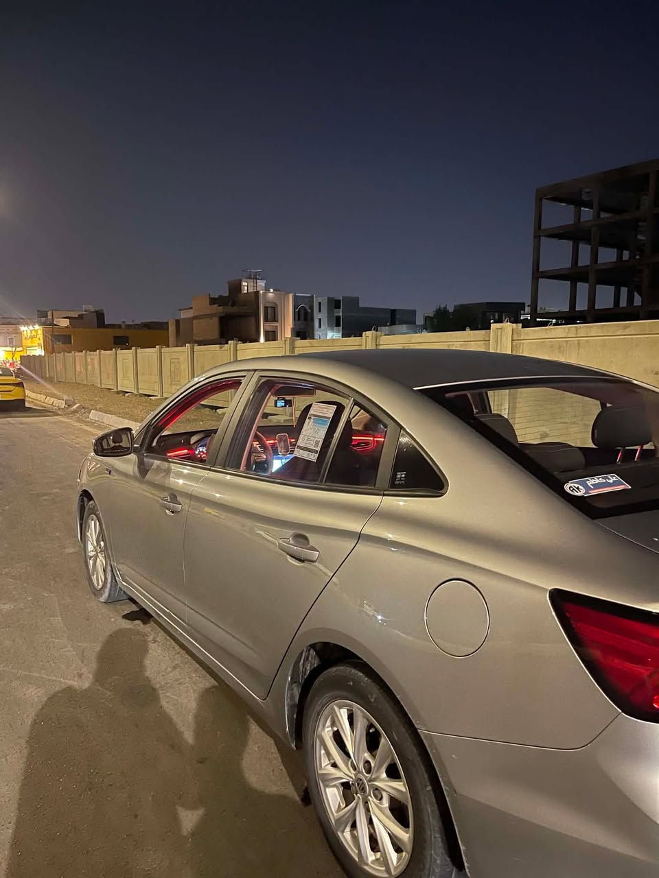 السلام عليكم 
Mg5✈️
موديل: 2024
محرك: 1500cc
اللون: رصاصي 
رقم بغداد 
مواصفات الMg العادية✨
شادلها إنارة داخلية اصلية بيها ضمان🖍️
شادلها منظومة زنون ايضاً بيها ضمان 
كير ومكينة مكفولة 
السيارة اي نقص مابيها 
تبريد ثلج ❄️ 
بعدها بضمان الشركة 🪪
مكفولة من الضربة والصبغ 
عدا ملاحظتين بسيطة جداً 
✨
رايدها ب16000,000مليون دينار 
وبيها مجال مكاني بغداد حي الجهاد 
✨(مكلف بالنشر)✨

*********** رقم صاحب السيارة
