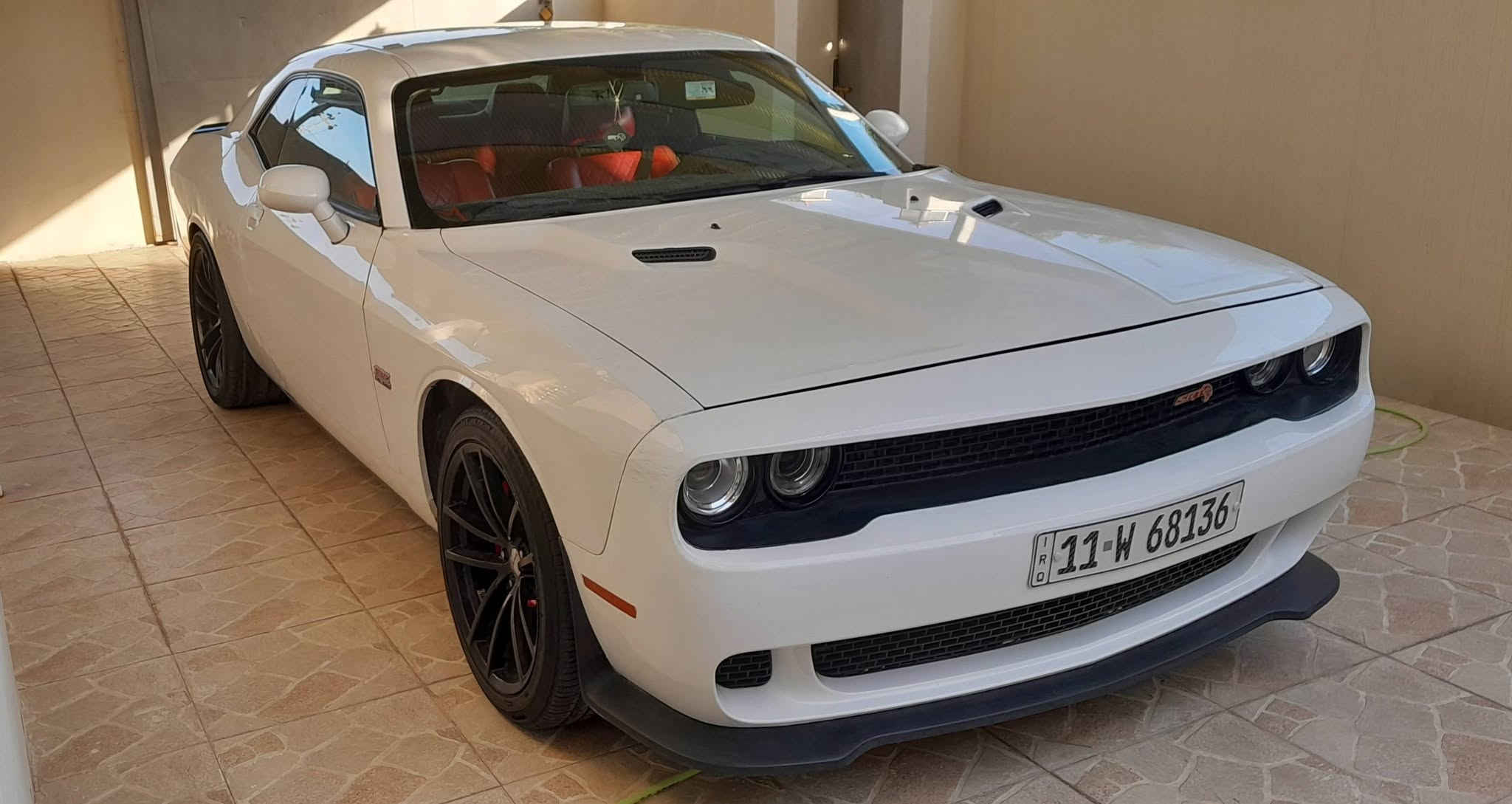 وحش الشارع دوج جالنجر موديل  ١١ مكينه 3600/ 6سلندر للبيع اومراوس بفورد بيكب F150  السعر ١٠٧وبيه مجال

نص مكتوب في الصور:
- دوج جالشجر للبيع موديل ١١ بيه قطع صبغ مثل موضح بلسونر بدون دواخل بس البليت شوف العين محرك كير تبريد قطتين مكفول ويل تو سايز دواخله نظيفه تايرات نظيفه صدر زين هزه جديده يوم ٢٣/ ٦ سويته سنويه جديده الحد ٢٠٣١ يعني التحويل ميكلف شي بسيط مكاني ديالى خانقين أو اتواجد ابغداد السعر ١١٠ و بيه مجال الاتصال ***********