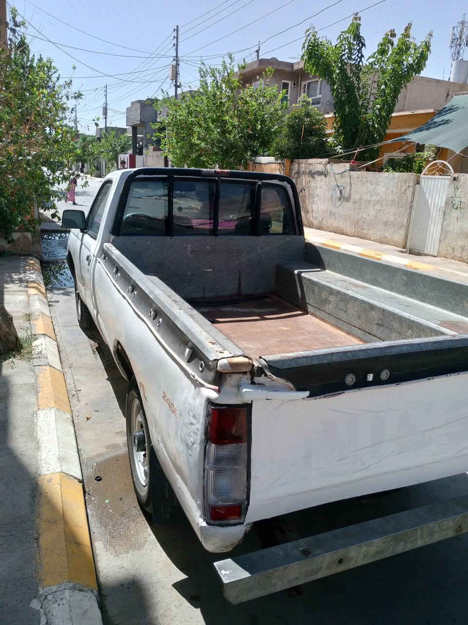 سەرەتا بەناوی خوا
نیسان 2002 تەبرید کامل بۆیاخ ئاڕمی پلاستیکی سلێمانی ئاڕموو ئەوالیات‌ و غەرامە بەشەرت کارەبای و هەموو گیانی بەشەرت گێڕ و مەکینە و ئەکسل بەشەرت قوفڵ مەرکەزی 
سعری 55 مەعمەلەیەکی برایانە 
***********
***********
