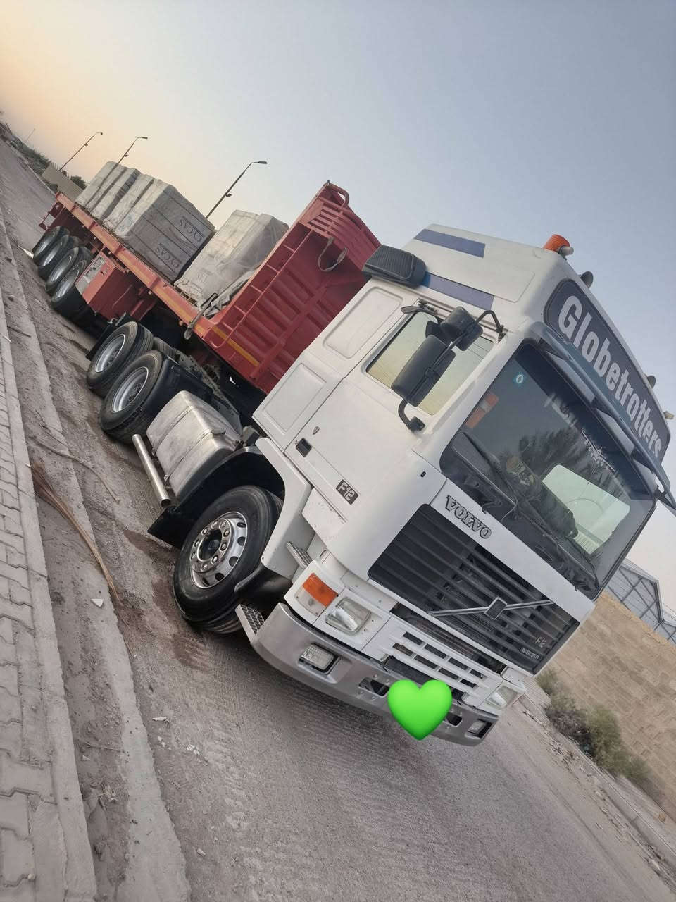 السلام عليكم فالفو للبيع مجموعه النكي 
مكينه 22 استندر لا تنقيص ولا تبخير 
رقم نكليزي جديد وهزه جديده باسمي تحويل ثاني يوم 
تبريد شغال تايرات تخم سياره خير من الله جاهزه للعمل
الخاص مغلق استفسار عل الرقم *********** مكان كوت

