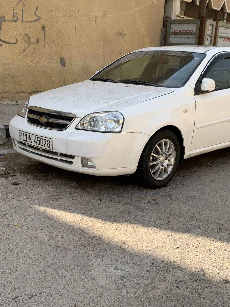 السلام عليكم اخوان 
اوبترا دايو لاستي بيضه موديل 2007 سياره جديده ونضيفه بمعنى الكلمة كير ومكينة وتبريد شرط تبريد منضومه جديده تبريد تدفه بنكات جدد تخم تاير امامي جديد دبلات خلفيه جدد صدر امامي جديد عضمتها قويه وحلوا سياره كلها شغاله كهربائيات فول مواصفات فتحه سقف تحكم ستيرن مري شفط كشنات حلوا وكاعده سياره رقم بغداد نكليزي بسمي سياره لا تبديل ولا ضربه تكم قماره شواصي حوض كفاله ويل كب سياره سعرها 59 وبيها مجال قليل حك جيهة رقمي *********** واتسب متواجد مكاني بغداد تقاطع درويش
