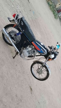 دراجه ايراني لبيع هذا رقمي 07863573244