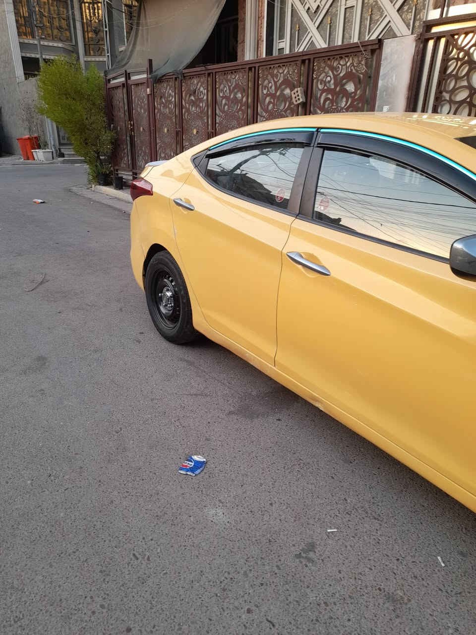 النتراموديل٢٠١٦ سياره جديده تخم تايرات صدر جديد منضومه تبريد جديده محرك١٨٠٠ دوش سعره ٩٥وبيه مجال بكان السياره الغزاليه بسمي مصفره هيئه رقمي***********
