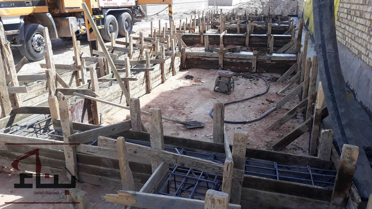 🏗️ تنفيذ أعمال الأساسات
من أول خطوة بالبناء نحرص على الدقة والتنفيذ الصحيح وفق المواصفات الهندسية، لأن الأساس المتين هو بداية البناء الناجح

📞 للاستفسار والتواصل ***********

#مقاولات #بناء #أساسات #إشراف_هندسي #مواصفات_هندسية #نجف #العراق
