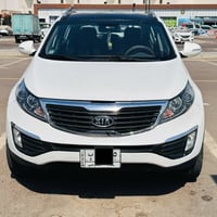 اخوتي عندي سيارة سبورتج للبيع   موديل ٢٠١١ ابيض  رقمها بغداد   وارد خل...