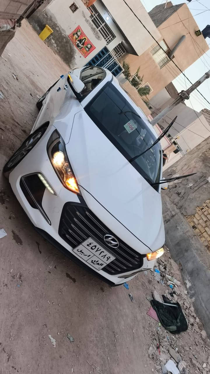 النتره 18 فول مواصفات 1على1تشغيل عن بعد فتحه سقف تحكمات شاشه بصمه بعد بيهه هواي مواصفات السعر 150 بيهه مجال شويه نجف حي العسكري ***********
