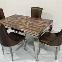 ميز طعام جدا جميل ونازك نوعية درجة اولى مرمر مع اربع كراسي كما موضح نو...