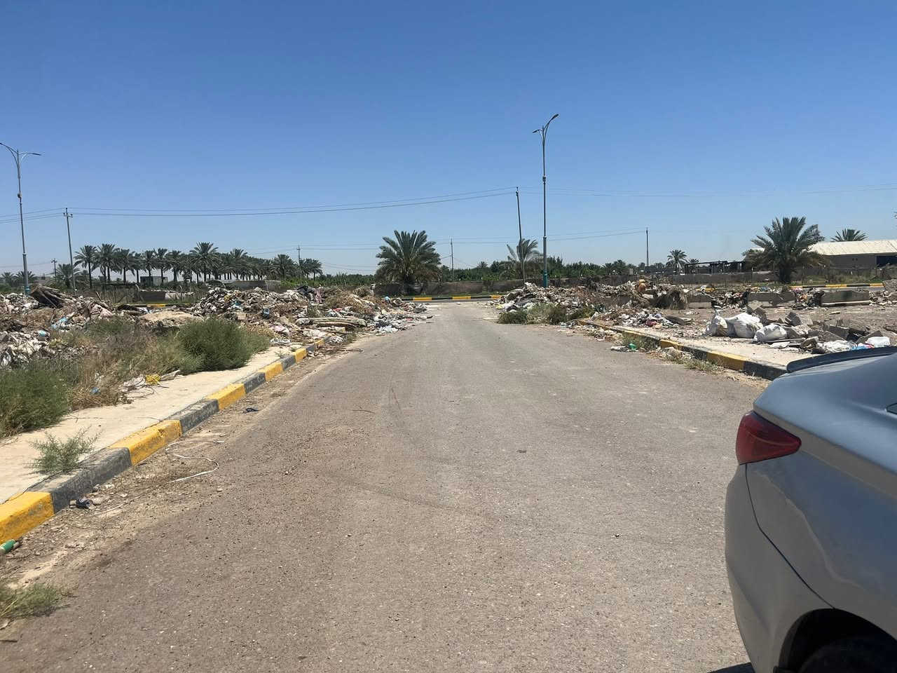للبيع رباط حجة 

المساحه ٢٨٠ متر 

الموقع - حولي البعنون - مقابيل مدرسة الصينية الجديدة  والمدرسة القلم  الاهلية الجديدة 

السعر ب ٨٠ مليون وبيه مجال
 
يحتوي الرباط على خريطة 

٢ غرف نوم 
صاله 
استقبال 
مطبخ 
كراج 
حديقة 
مناور  
صحيات داخليه وخارجية 
درج فر 

للاستفسار اتصل 
*********** _ ***********
