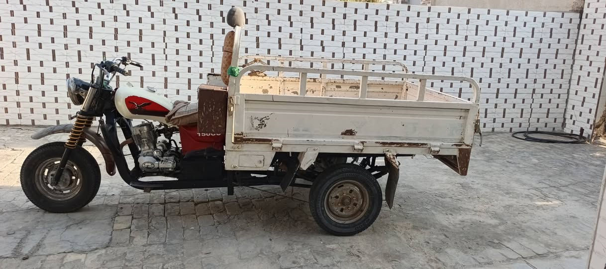 ستوته موديل ٢٠١٦ مكينه مكفوله من لفتح شاصي وبدي مكفولات سعر مليون و٧٥رقمي ***********

