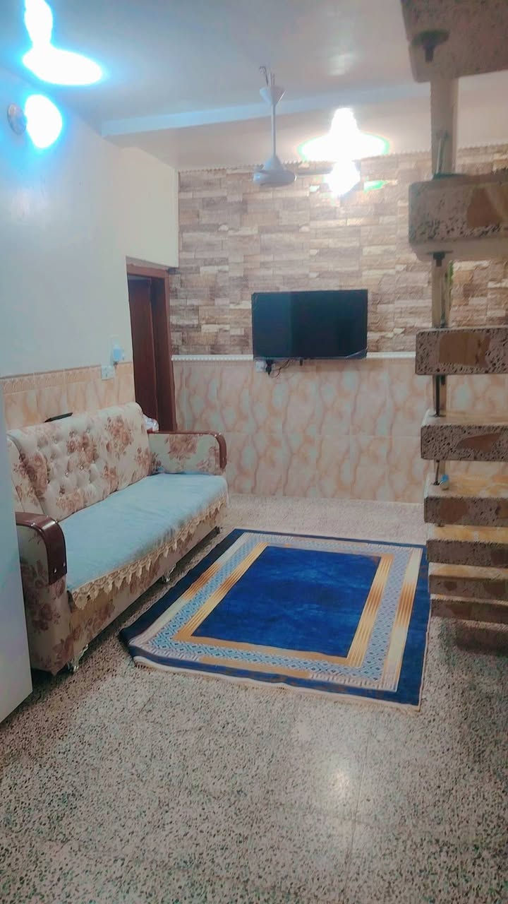 بيت للبيع في حي الحريه الثانيه
مساحه ١٢٥ متر
ثلاث طوابق
طابق اول ديوانيه وصاله وغرفه ومطبخ وصحيات
طابق الثاني غرفتين نوم كبار وصاله كبيره وحمام
طابق الثالث سطحين كل سطح على جهه
للاستفسار التواصل على الرقم
***********
