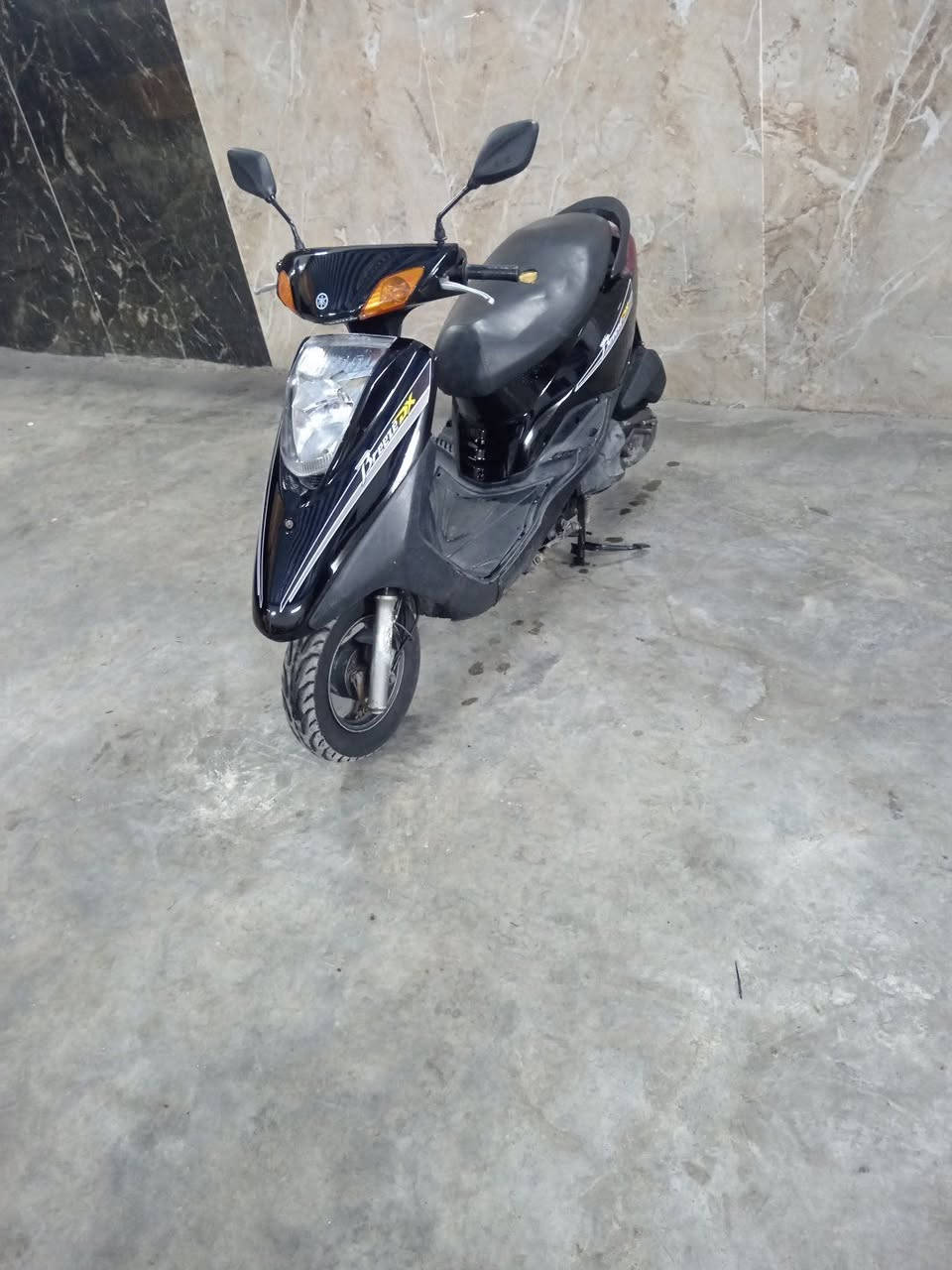 دراجة بريز ابلاديه مكفوله كفاله عامه مكينتها ابلاديه صار فتره نازله رمبه نكره سلف هندر كهربائيات كلها شغاله اوراقها كامله السعر 550 العنوان الشعب التلفون ***********
