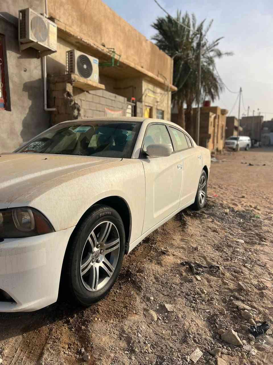 جارجر امريكي 2012 هزه وسنويه جديده سياره بيه تبديل بابين  والقماره صبغ  موضح بلسونارالسعر 130 المكان البصره الزبير ***********
