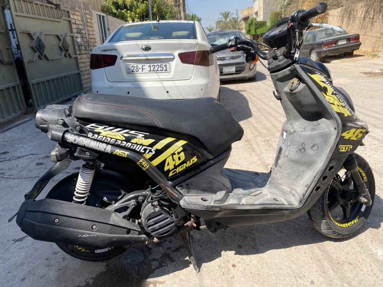 السلام عليكم دراجه سكنس جبلي الدراجه خير من الله شلعه و معدل الدراجه مكينتها بلاديه ما مفتوحه الدراجه نكره سلف كهربائيات كلها شغاله الدراجه بيها كلجات رياضيه السعر 825 وبيها مجال بسيط المكان الغزاليه شارع المركز الرقم ***********
