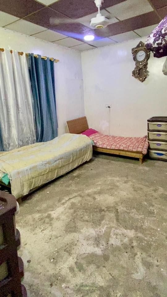 بيت للايجار في حي السماح الثانيه مساحه 100 متر طابق ونص
التفاصيل:
طابق الارضي اسقبال هول غرفه مطبخ صحيات وترك2
طابق الثاني غرفه صغيره + سطح 2 وبيتونه
للاستفسار ***********
