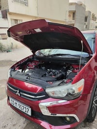 مسيوبيشي اوتلاندر 2018 للبيع  ماشية 53 الف  محرك 2000  كير و محرك خير ...