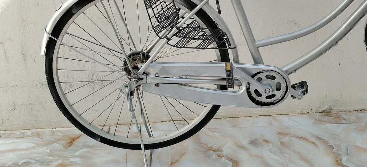 للبيع سعر ٤٥ وبي مجال ***********
