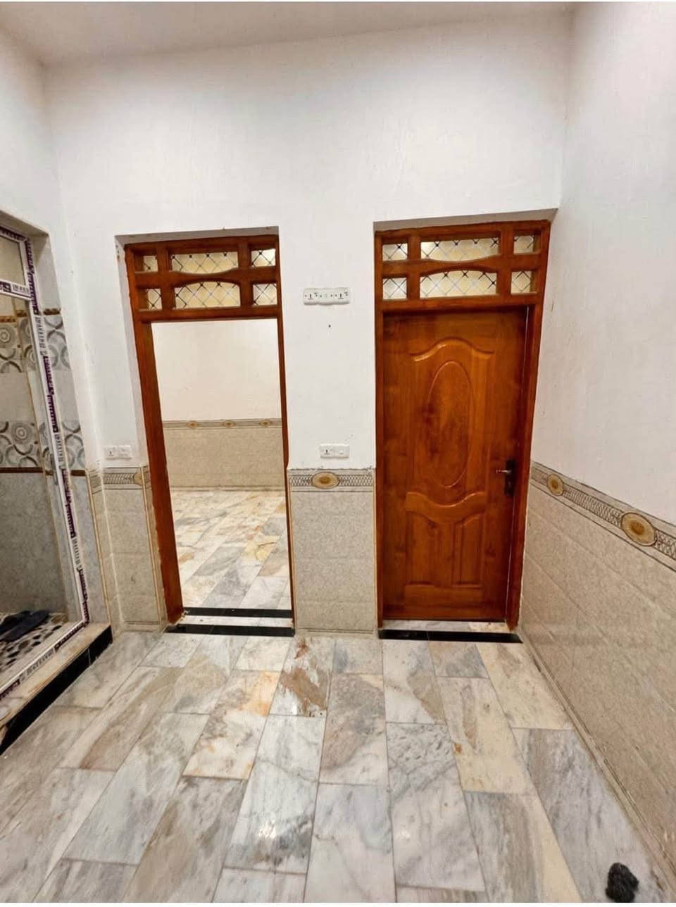 غرفتين • بناء حديث • اريدو